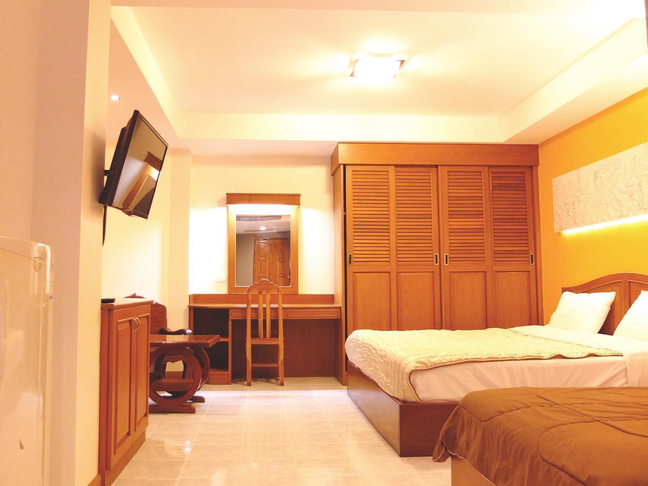 Pj Inn Pattaya Extérieur photo